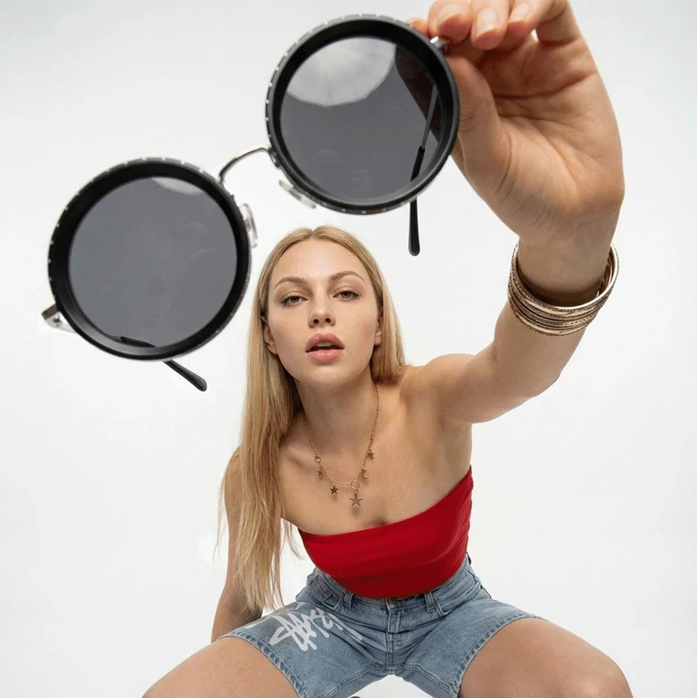 ShadeForm™ – okulary z regulacją przyciemnienia
