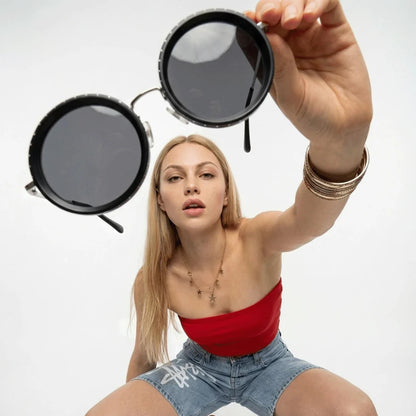 ShadeForm™ – okulary z regulacją przyciemnienia